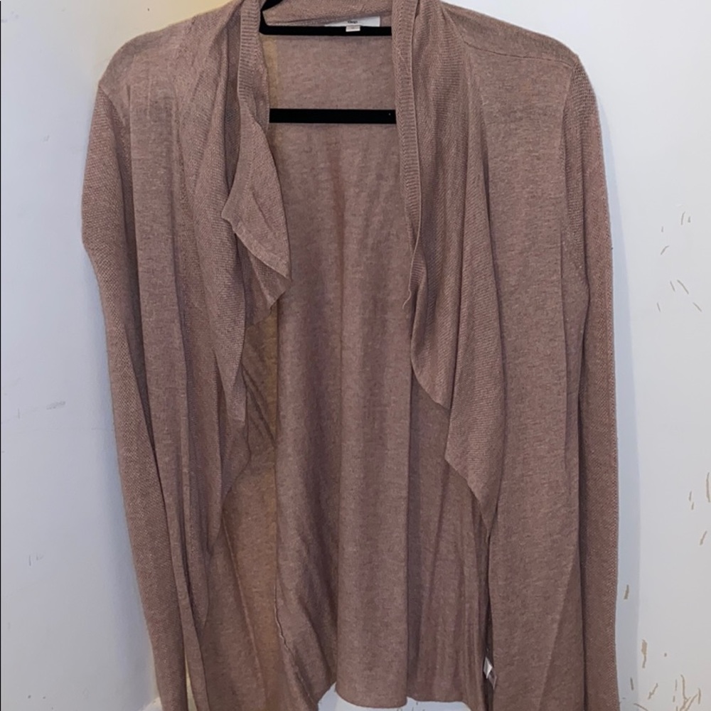 Gap sweater